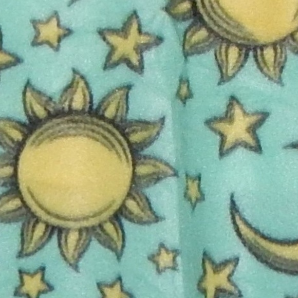 Long Waterfall Vest by GROOVY GLAM - Picture 7 of 7